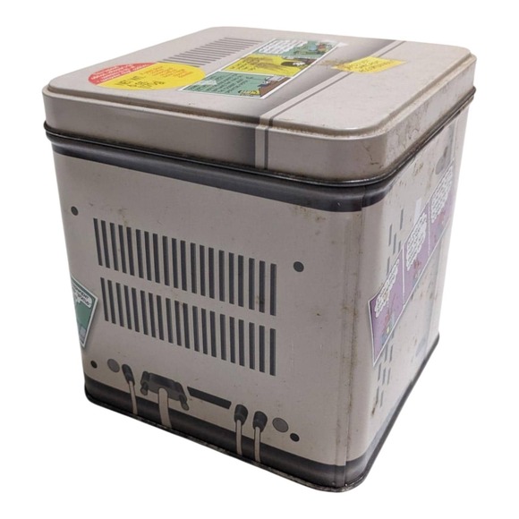 Vintage Dilbert Computer Monitor Tin 1998 Collectible Office Humor Storage‎ Box - Picture 3 of 6